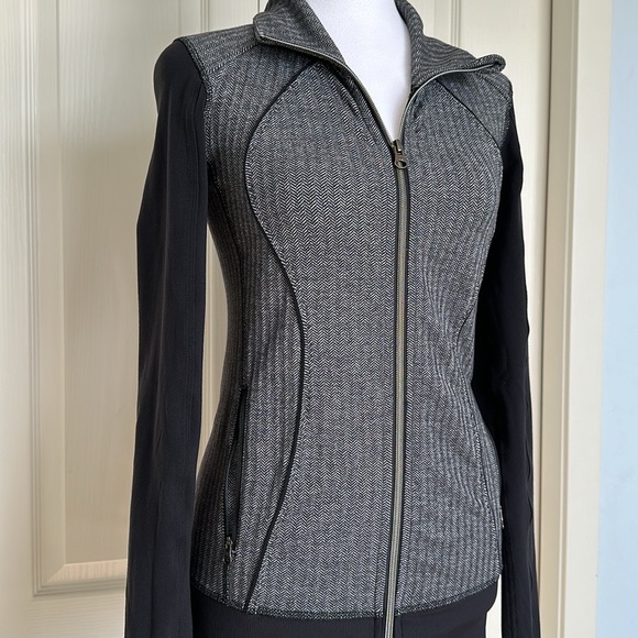 LULULEMON Asana Herringbone Full Zip Jacket Black & Gray Size 4 - Picture 6 of 14